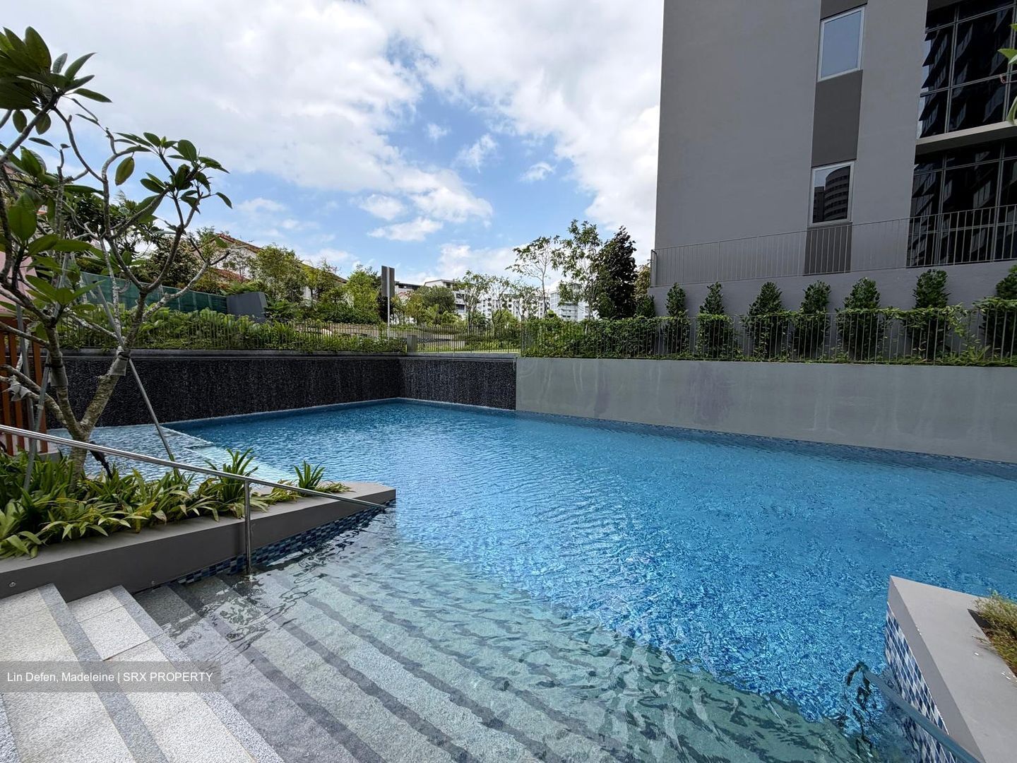Amo Residence (D20), Apartment #559607481
